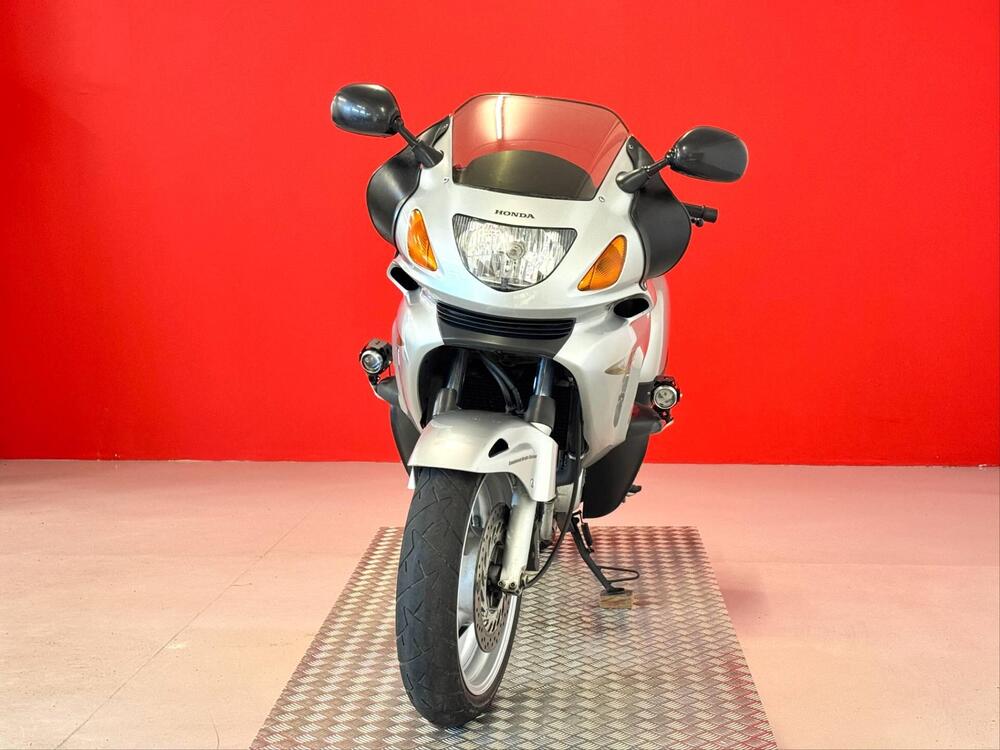 Honda Deauville 650 (2002 - 05) (3)