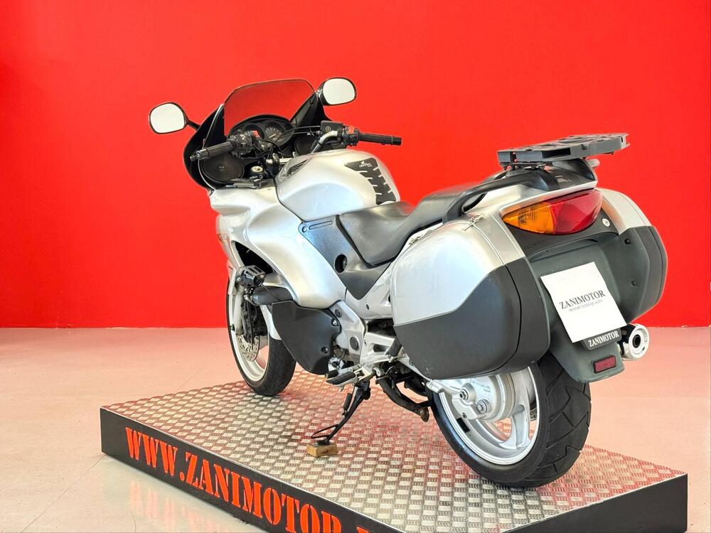 Honda Deauville 650 (2002 - 05) (6)