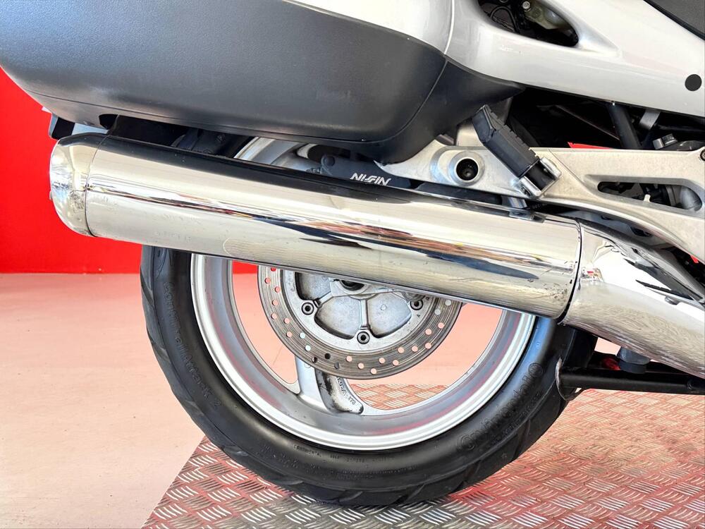 Honda Deauville 650 (2002 - 05) (12)