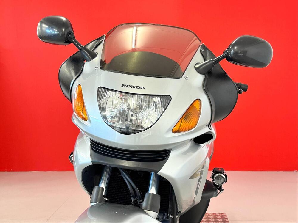 Honda Deauville 650 (2002 - 05) (14)