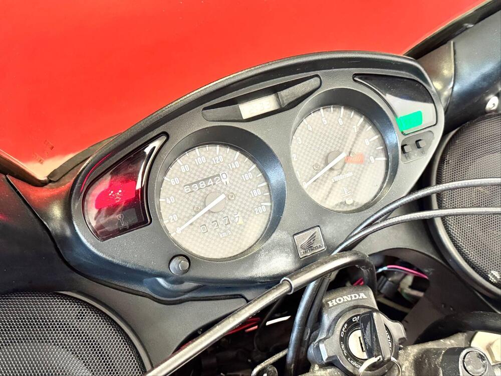 Honda Deauville 650 (2002 - 05) (19)