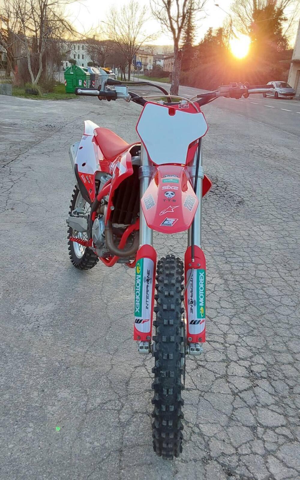 GASGAS MC 250 F (2021) (2)