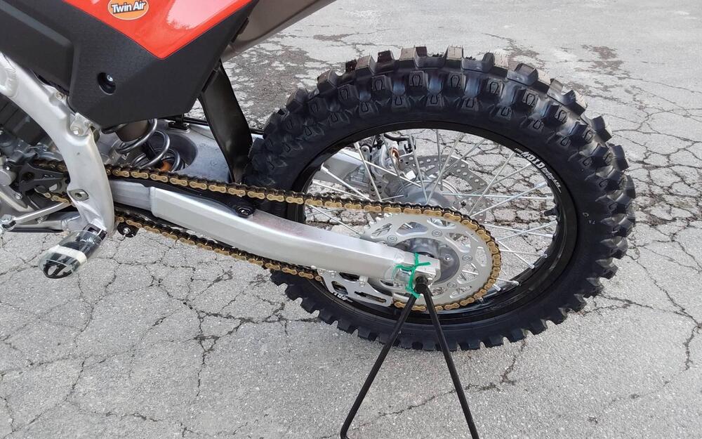 Honda CRF 450 R WE (2025) (15)