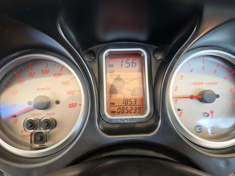 Yamaha T-Max 500 (2004 - 07) (13)