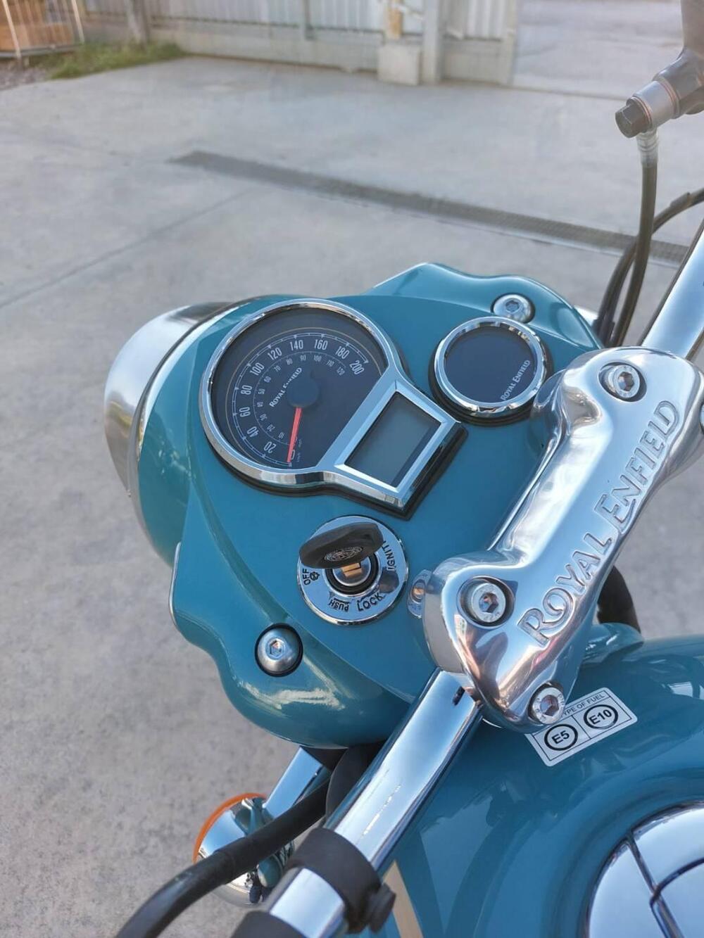 Royal Enfield Classic 650 (2025) (5)