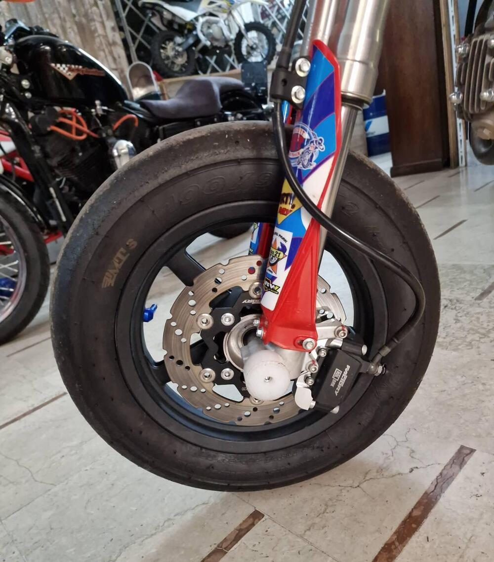 YCF SM F125 (2024 - 25) (4)