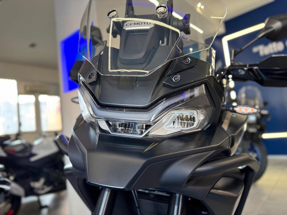 CFMOTO 700MT Adventure (2025) (5)