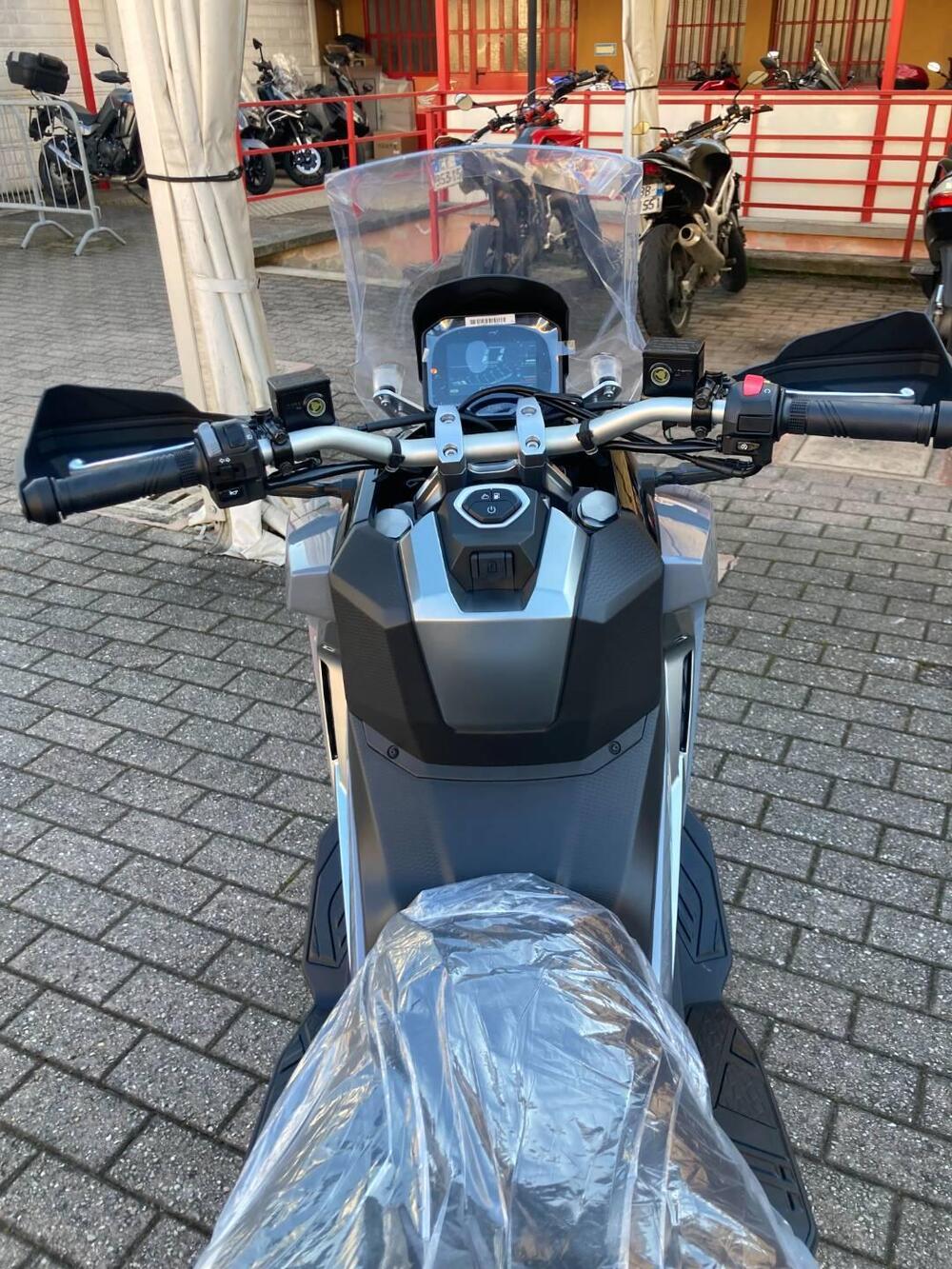 Sym ADXTG 400 (2025) (4)