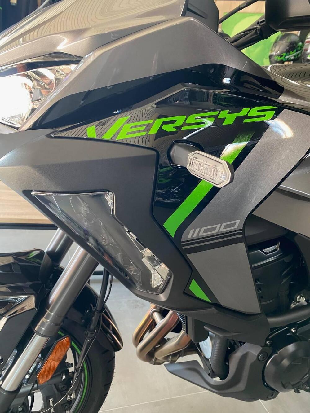 Kawasaki Versys 1100 SE (2025 - 26) (2)