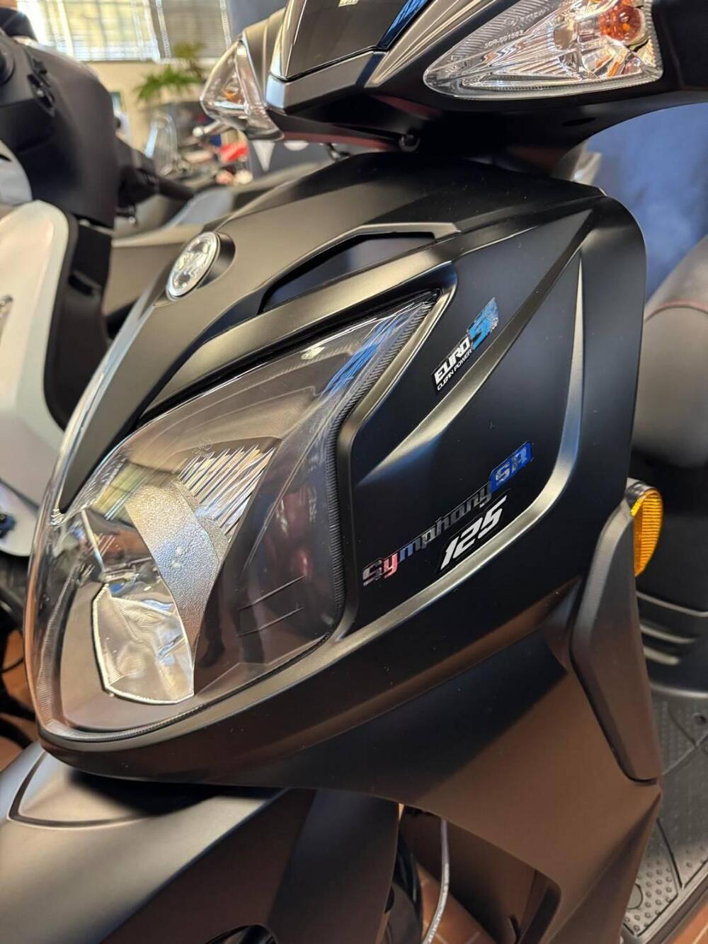 Sym Symphony 125 SR (2025 - 26) (2)