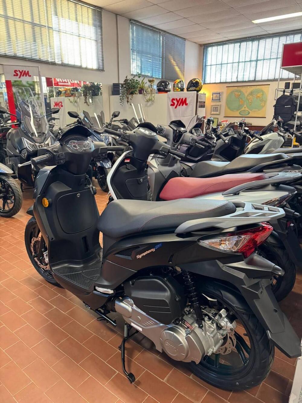 Sym Symphony 125 SR (2025 - 26) (5)