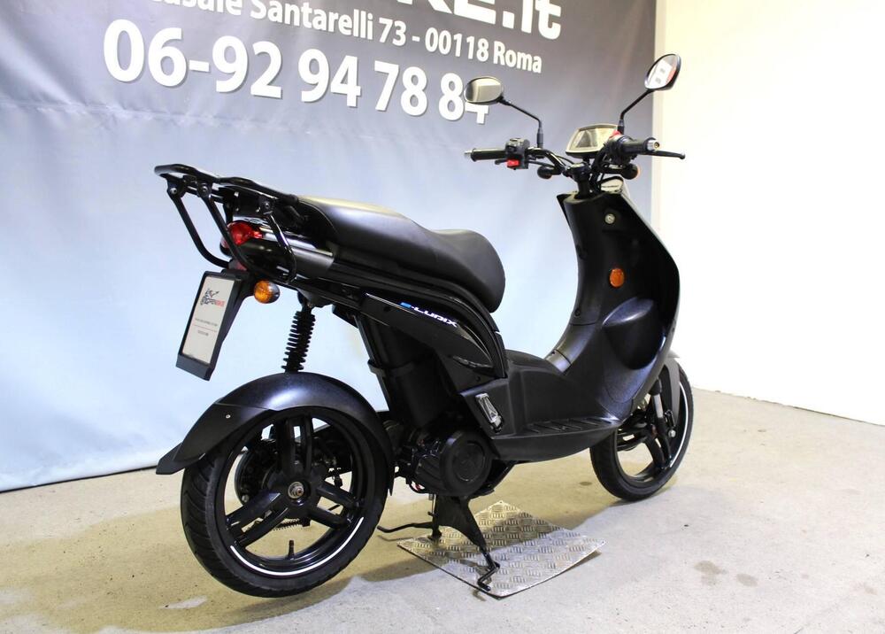 Peugeot e-Ludix Biposto E5 (2021 - 25) (4)