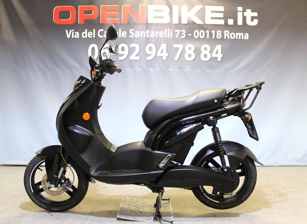 Peugeot e-Ludix Biposto E5 (2021 - 25) (2)