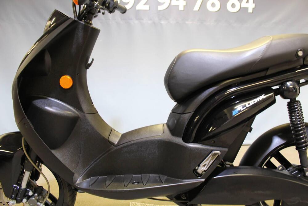 Peugeot e-Ludix Biposto E5 (2021 - 25) (16)