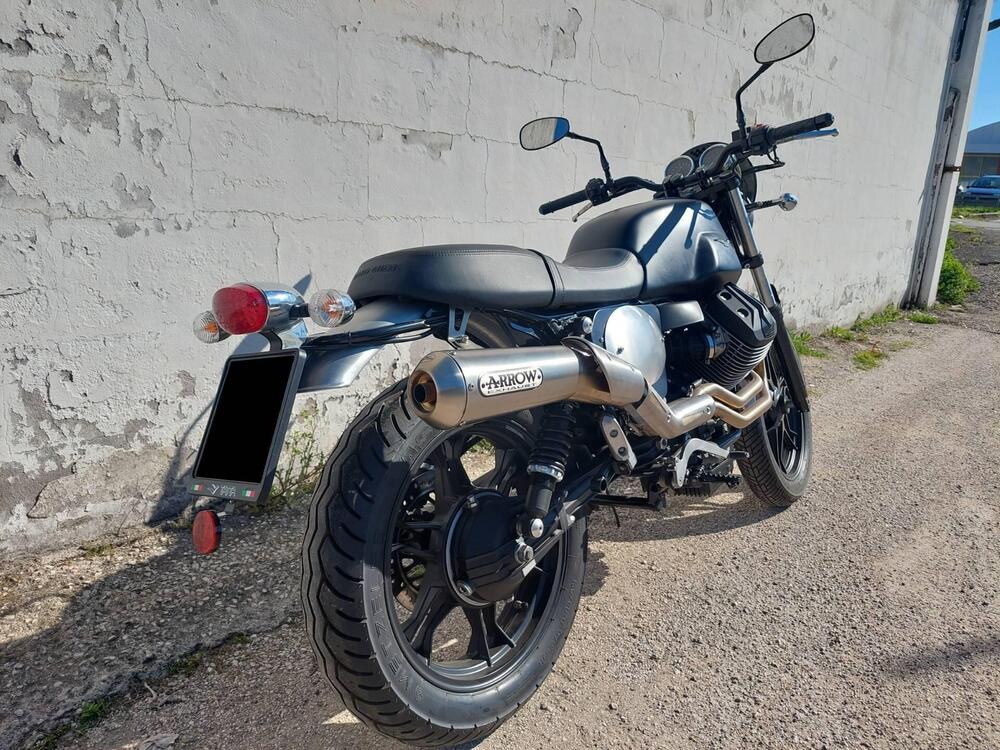 Moto Guzzi V7 Stone (2012 - 15) (3)