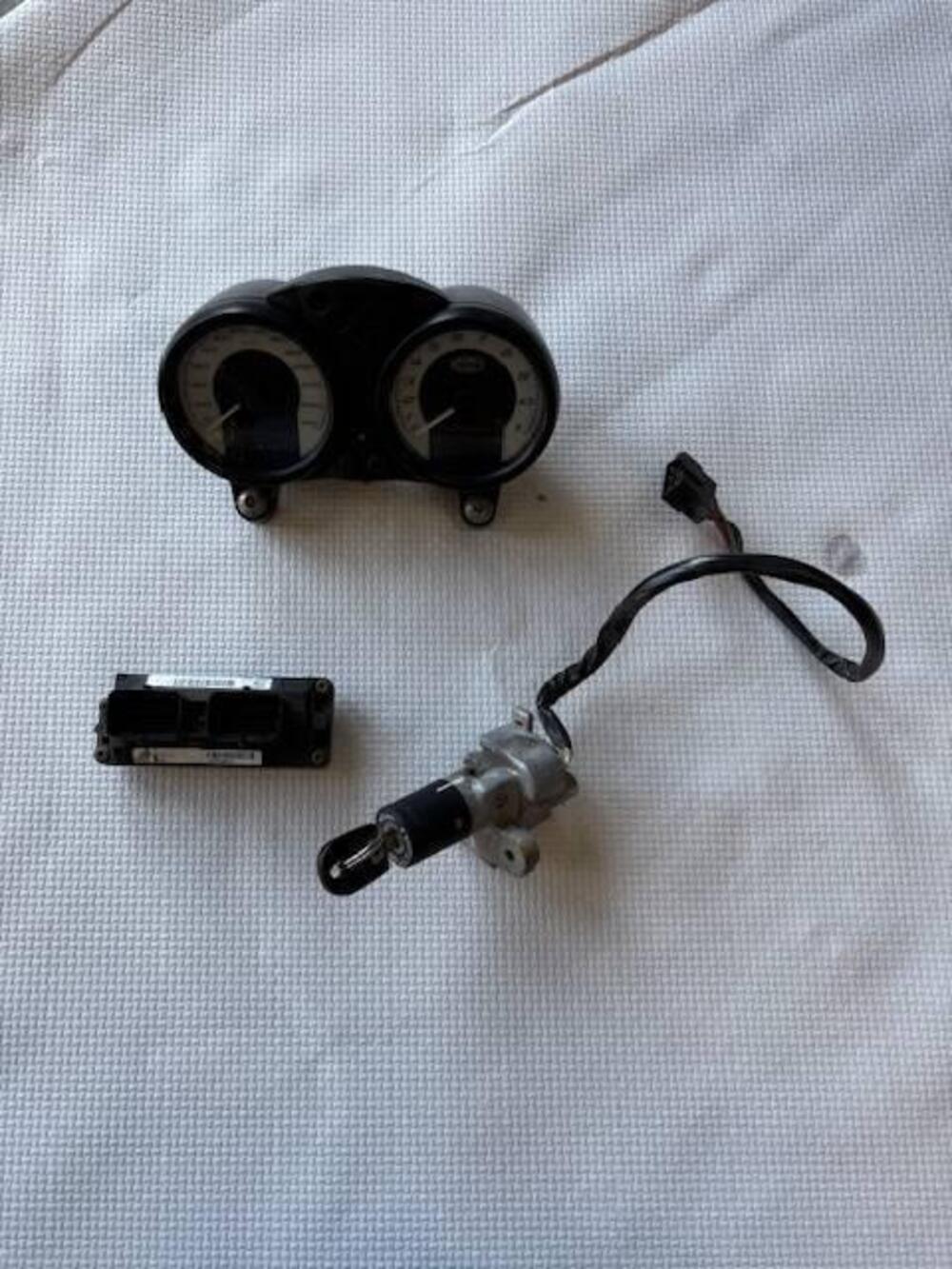 CENTRALINA INIEZIONE CRUSCOTTO MONSTER S2R 800 Ducati