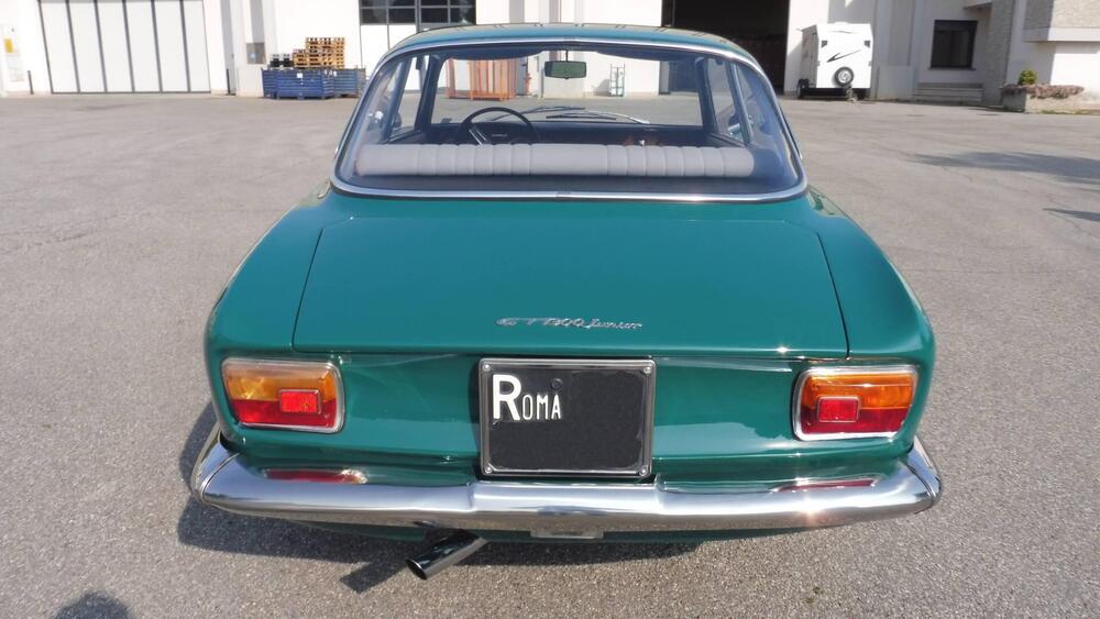 Alfa Romeo Gt 1300 junior d'epoca a Mantova (6)