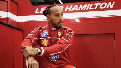 F1. Hamilton conquista Milano: &quot;Ci credo davvero, possiamo lottare per il mondiale. Non c&#039;&egrave; nulla come la passione per Ferrari. Tifosi, vi amo!&quot;