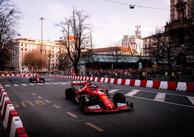 F1. Lewis Hamilton e Charles Leclerc infiammano Milano: la grande festa Ferrari al Castello Sforzesco vissuta da vicino