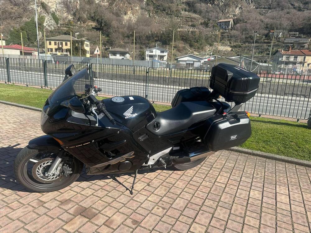 Honda CBR 1000 F (1999 - 00) (2)