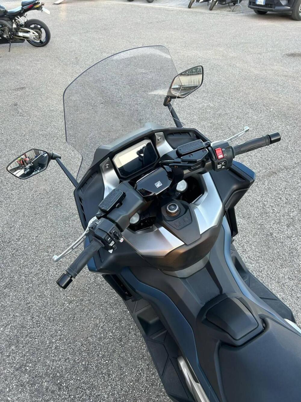 Honda Forza 750 DCT (2021 - 24) (4)