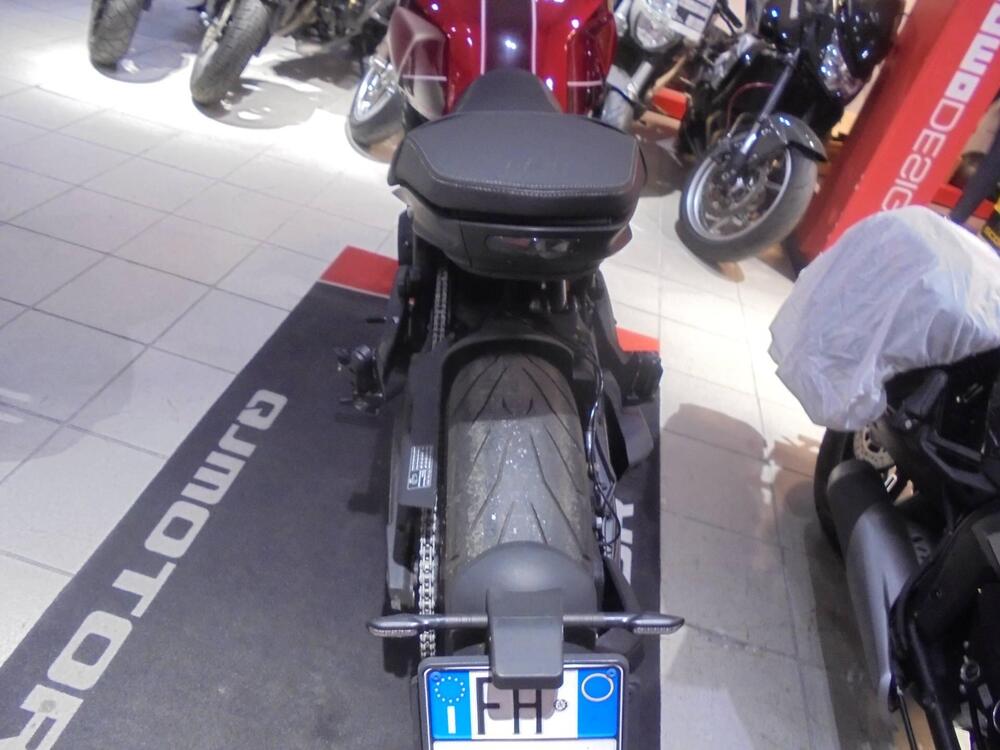 Moto Morini SEIEMMEZZO STR (2022 - 25) (3)