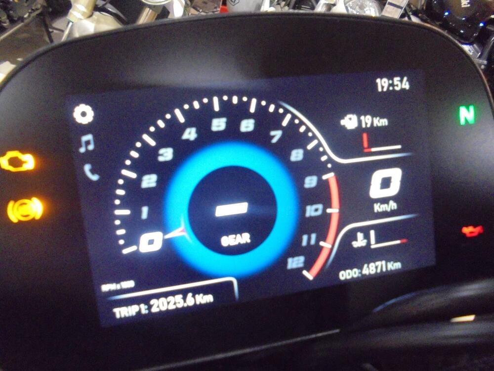 Moto Morini SEIEMMEZZO STR (2022 - 25) (5)