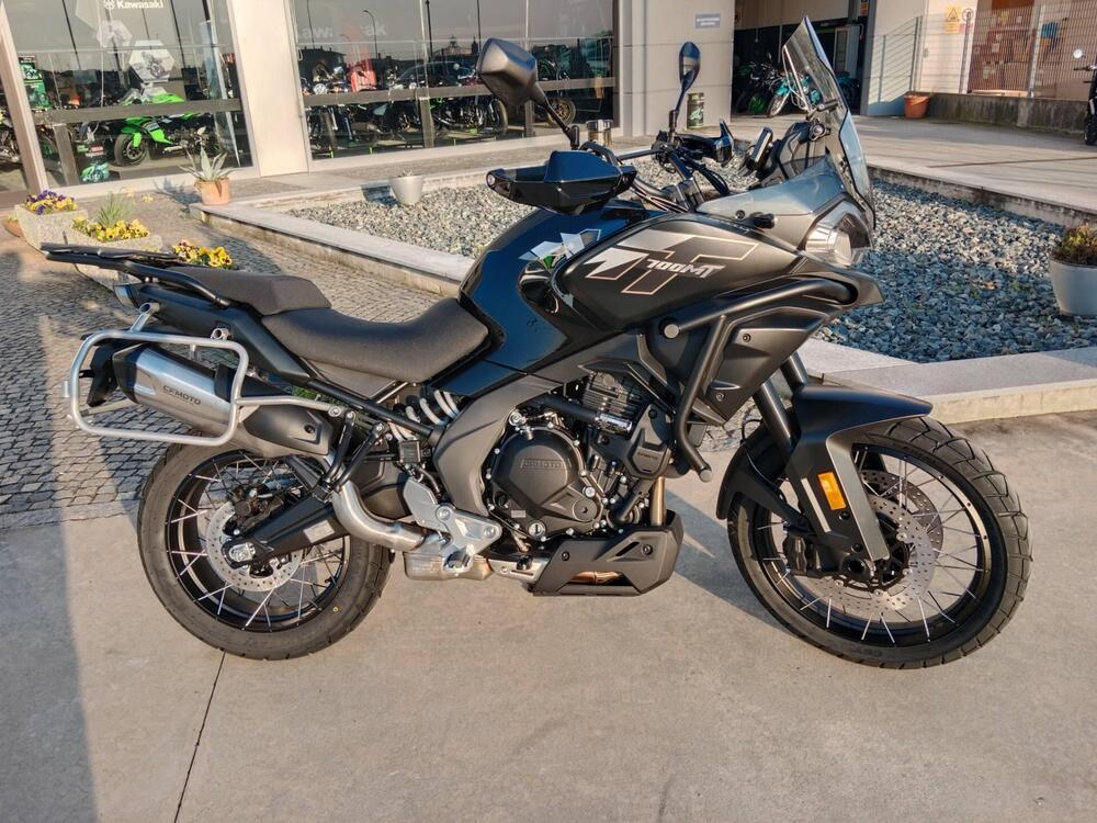 CFMOTO 700MT Adventure (2025) (2)