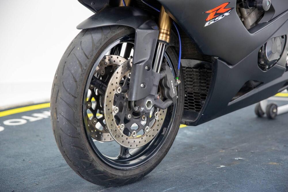 Suzuki GSX-R1000 (2005 - 06) (10)