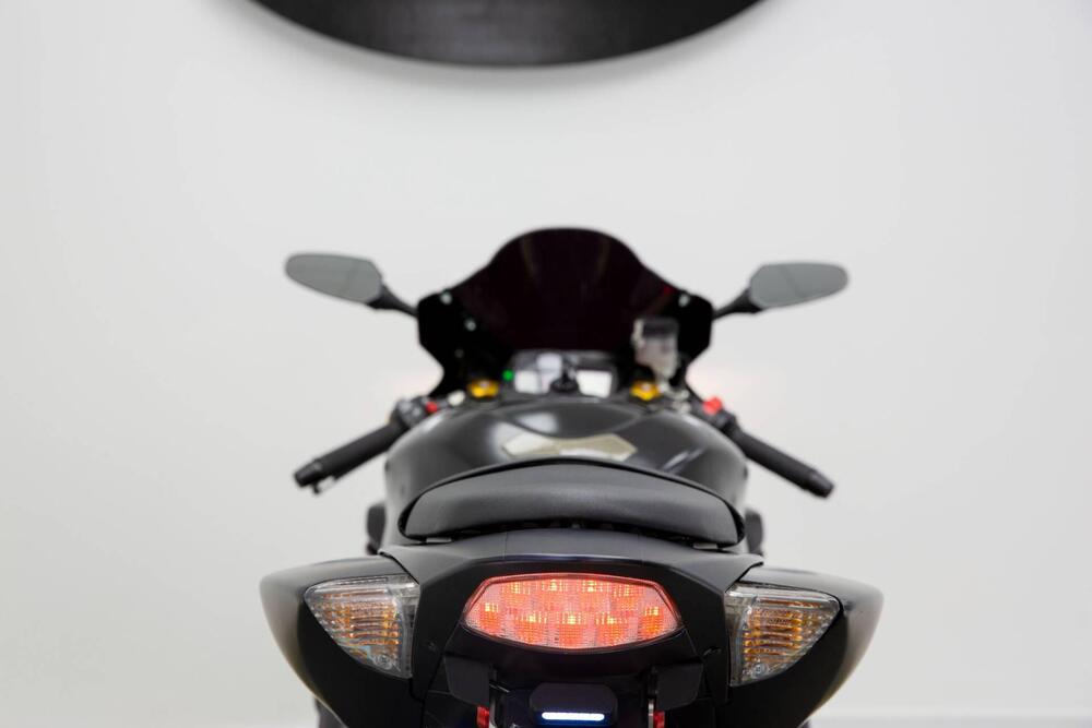 Suzuki GSX-R1000 (2005 - 06) (16)