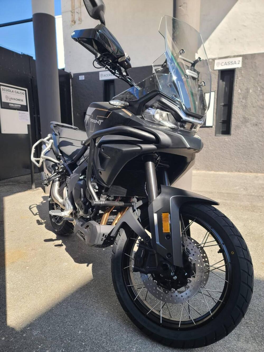 CFMOTO 700MT Adventure (2025 - 26) (5)