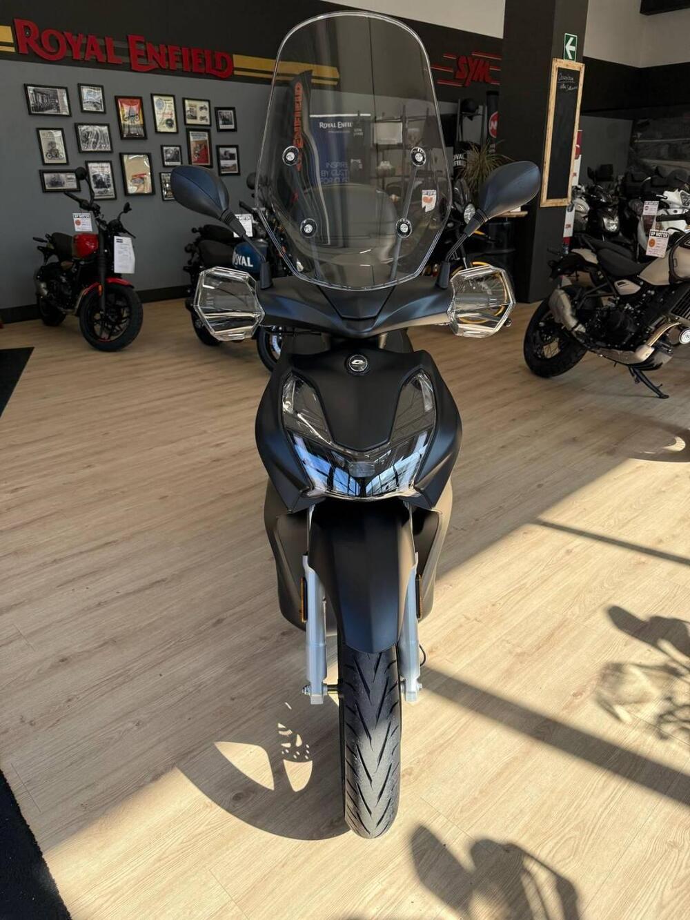 QJ Motor SQ 16 (2024) (3)