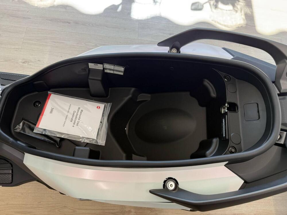 Sym ADX 300 (2024 - 25) (6)