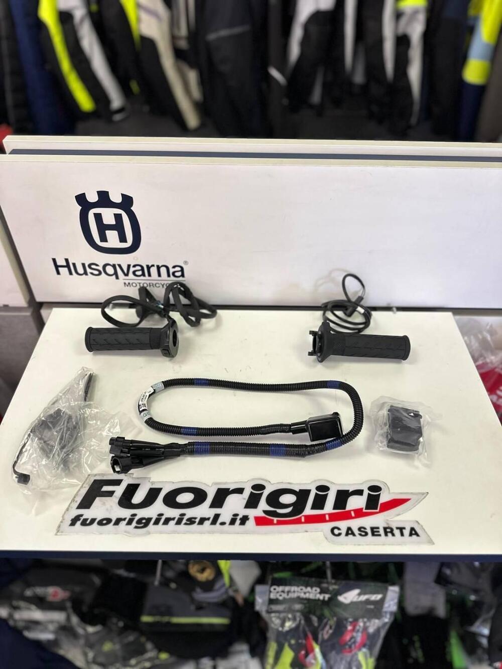 MANOPOLE RISCALDATE SUZUKI 1050 DE