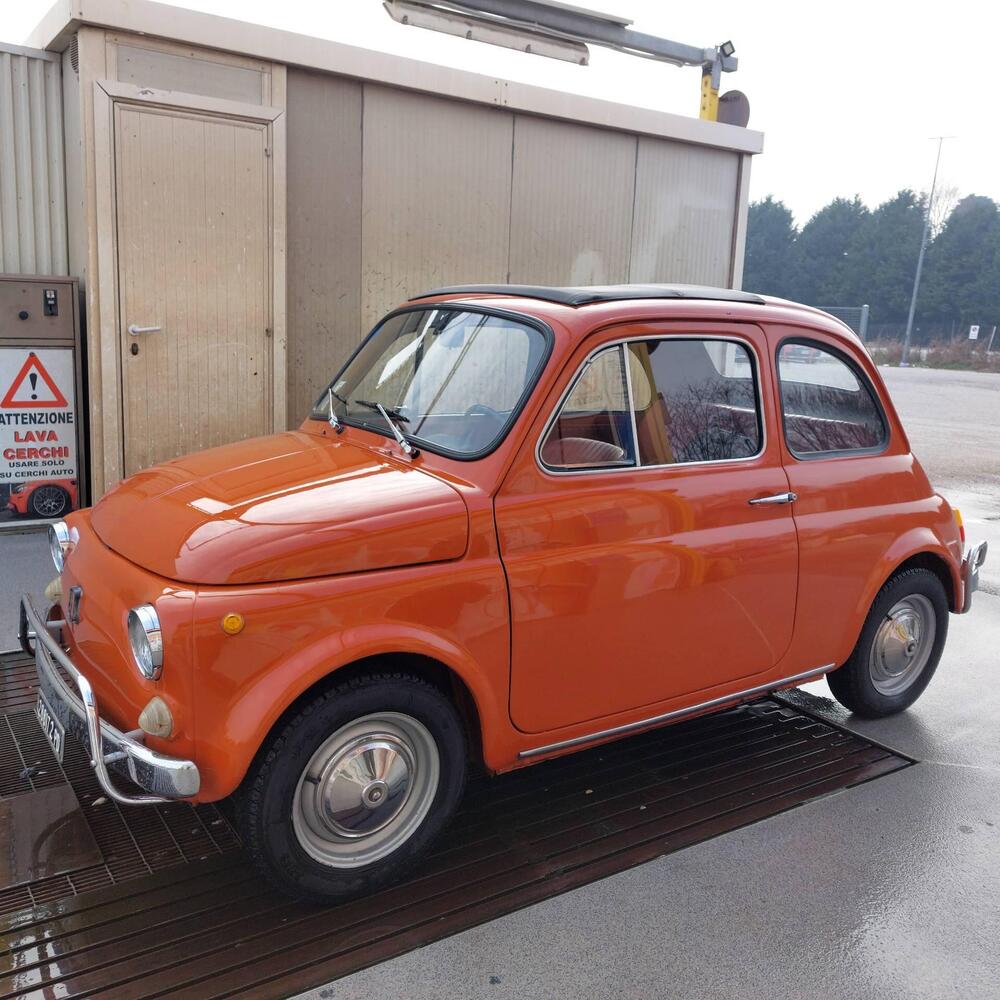 Fiat 500 Lusso d'epoca a Padova (2)