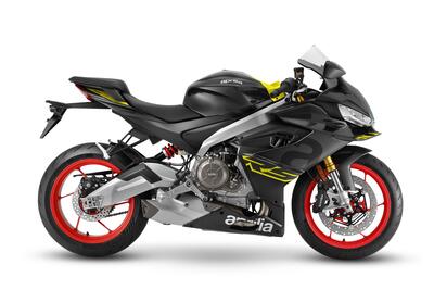 Ecco la nuova Aprilia RS 660. Arriva la versione Factory con sospensioni Ohlins