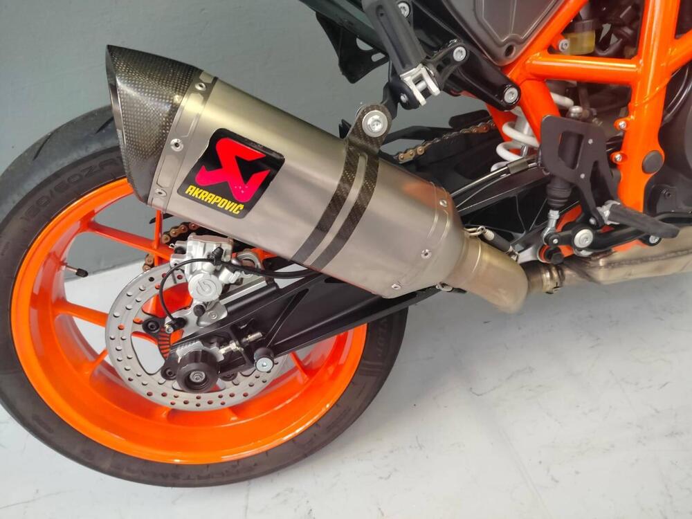 KTM 690 Duke R (2016 -17) (5)