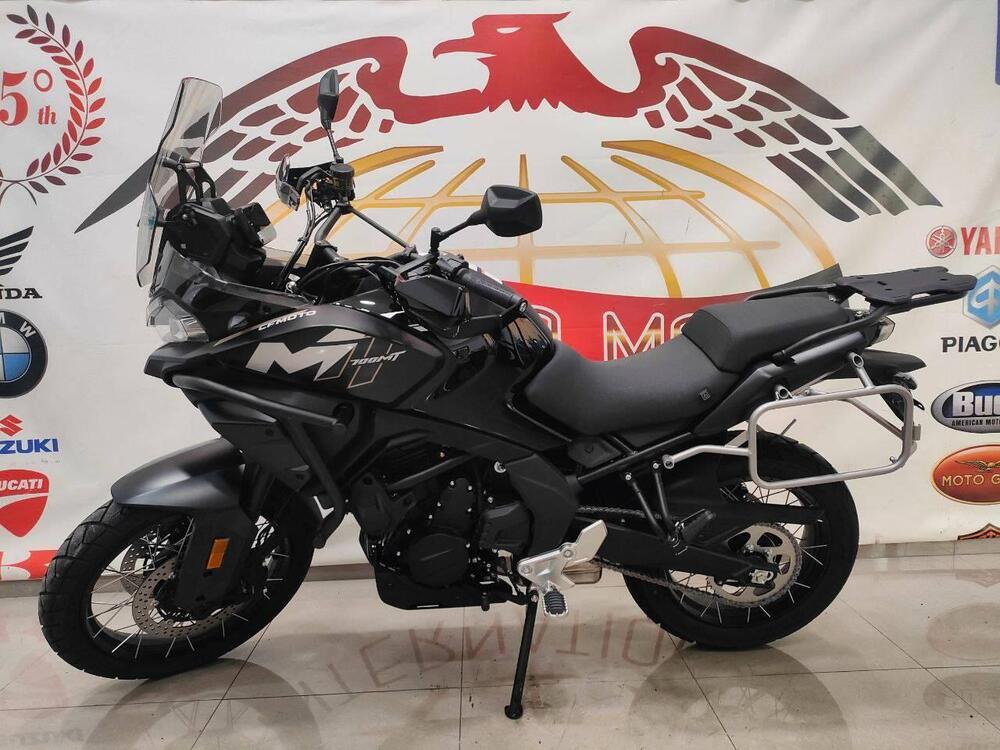 CFMOTO 700MT Adventure (2025 - 26)