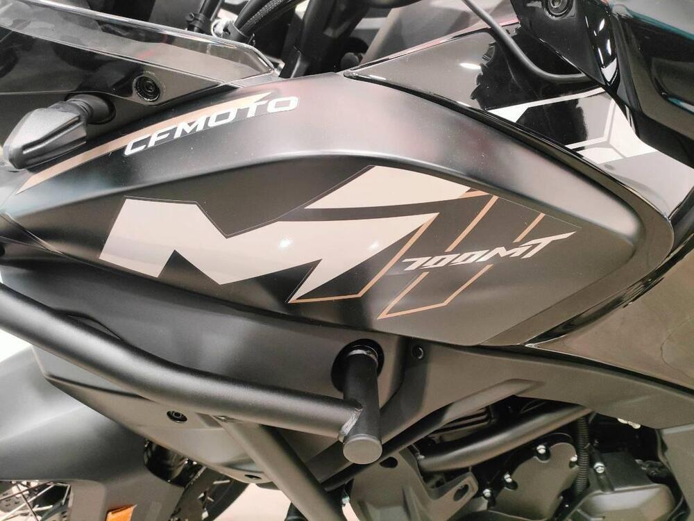CFMOTO 700MT Adventure (2025 - 26) (4)