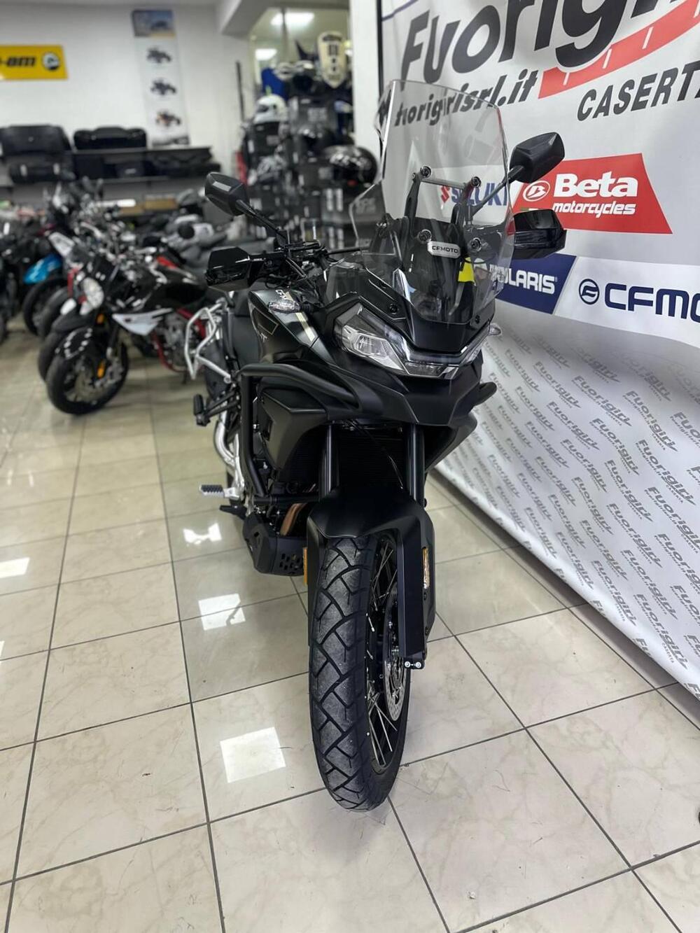 CFMOTO 700MT Adventure (2025 - 26) (3)