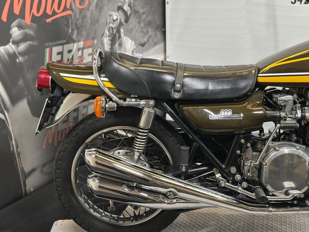 Kawasaki Z900 (3)