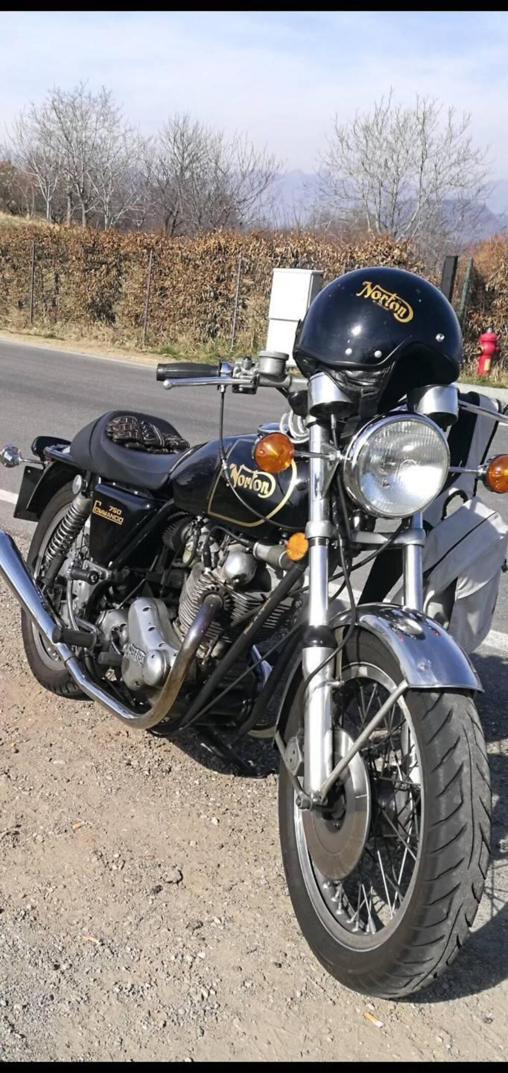 Norton Commando  (12)