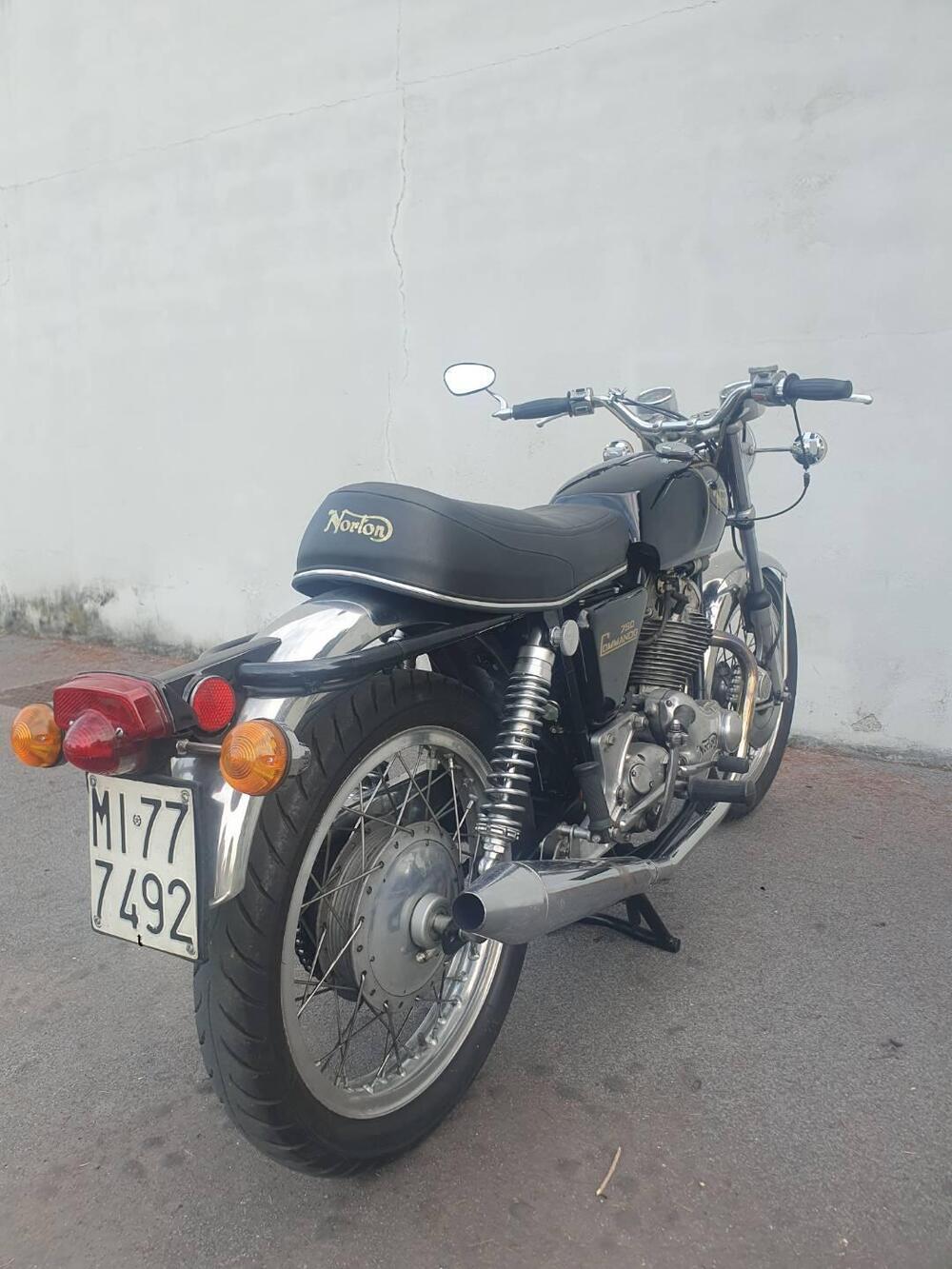 Norton Commando  (3)