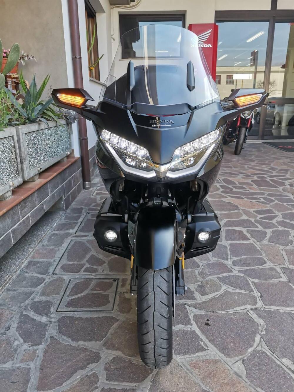 Honda GL 1800 Gold Wing Tour (2021 - 23) (3)