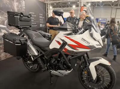 Zontes a MotoDays 2025: riflettori puntati sulla ZT 703 F: la nuova maxi enduro a tre cilindri [VIDEO]