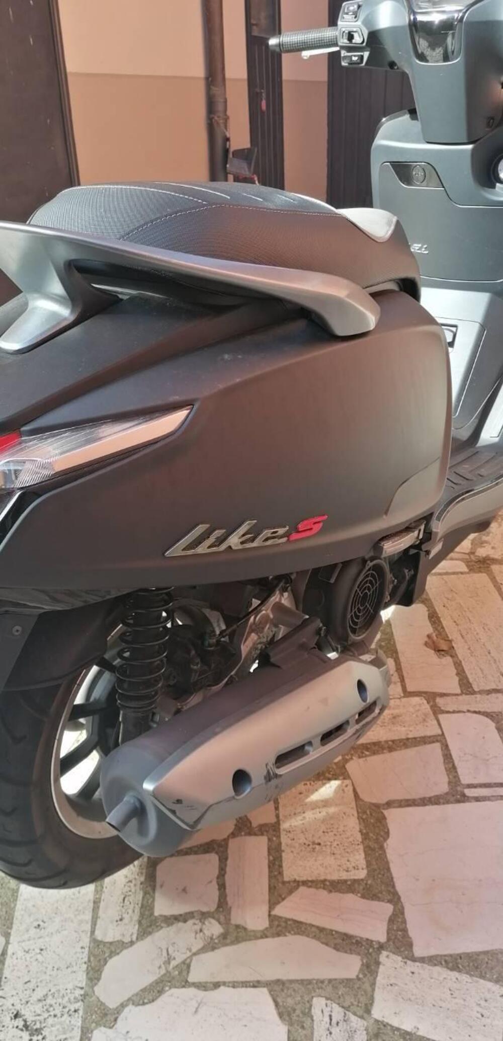 Kymco Like 125 Sport (2021 - 25) (3)