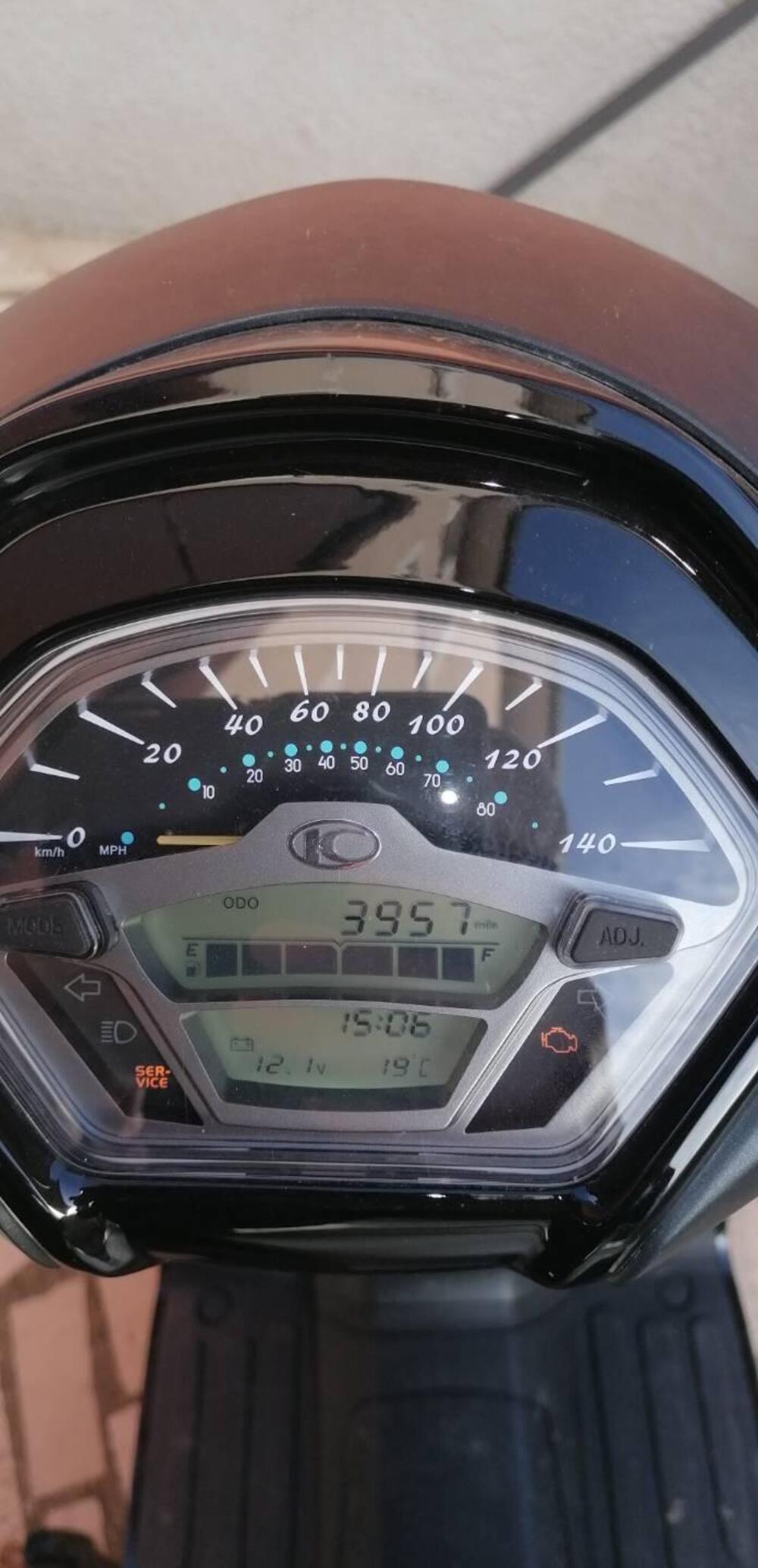 Kymco Like 125 Sport (2021 - 25) (13)