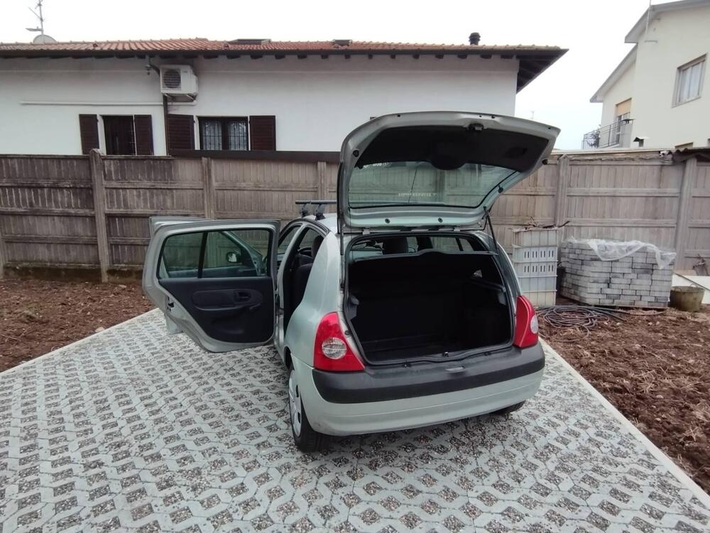 Renault Clio usata a Milano (4)