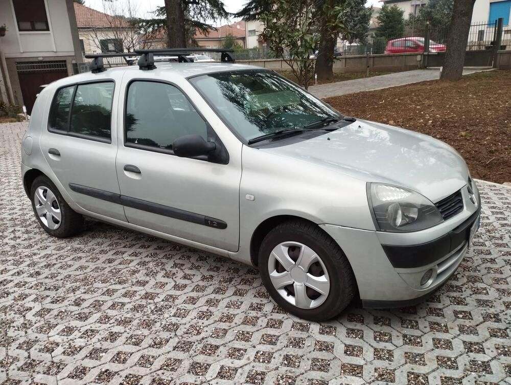 Renault Clio usata a Milano (9)