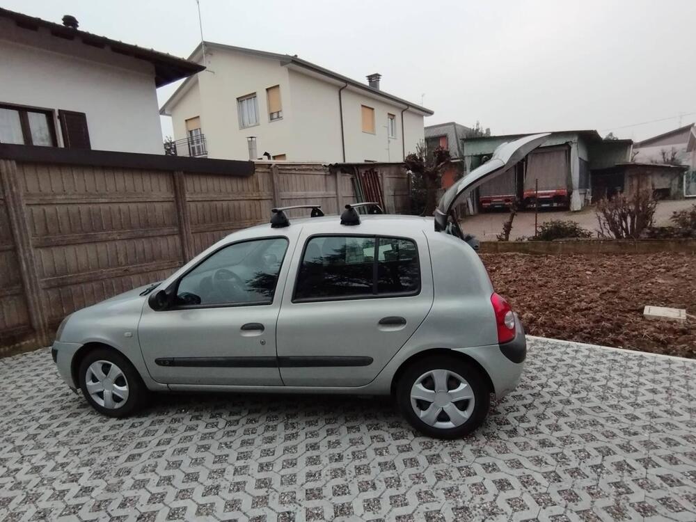 Renault Clio usata a Milano (12)